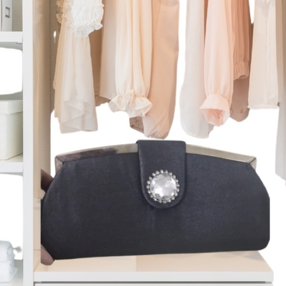 Cocktail clutch gray with rhinestone accent - Picture 1 of 5